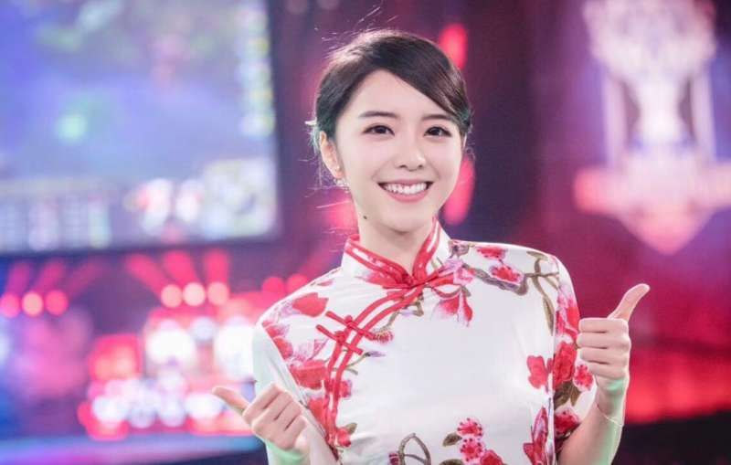 管泽元向余霜求婚成功 管泽元向余霜求婚成功