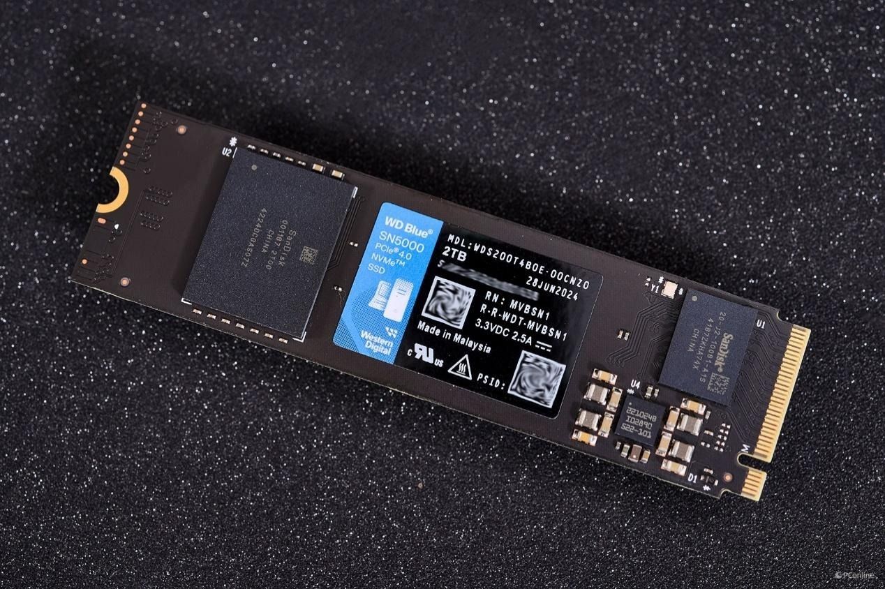 西部数据WDBlue™SN5000NVMe固态硬盘2TB评测:又快又稳,为AI而生 西部数据WDBlue™SN5000NVMe固态硬盘2TB评测:又快又稳,为AI而生