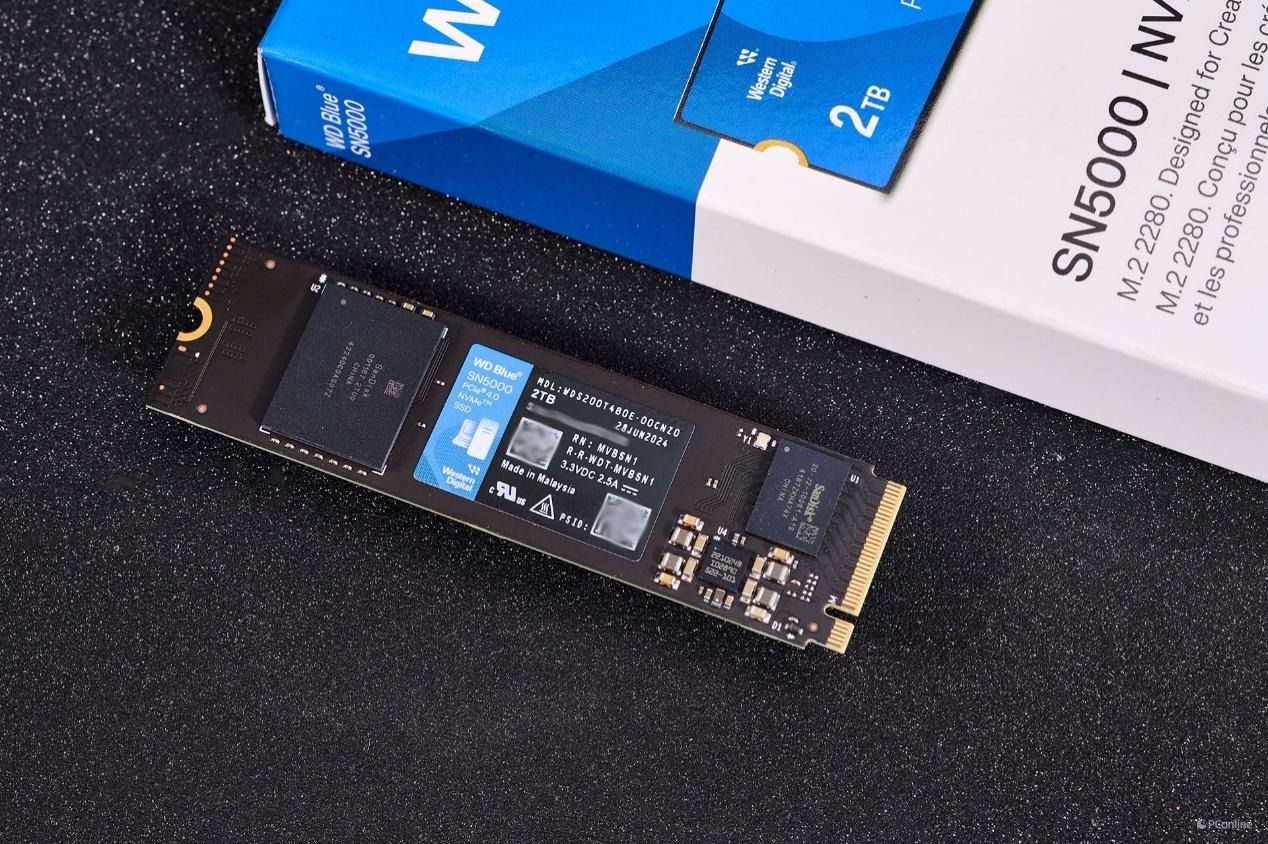 西部数据WDBlue™SN5000NVMe固态硬盘2TB评测:又快又稳,为AI而生 西部数据WDBlue™SN5000NVMe固态硬盘2TB评测:又快又稳,为AI而生