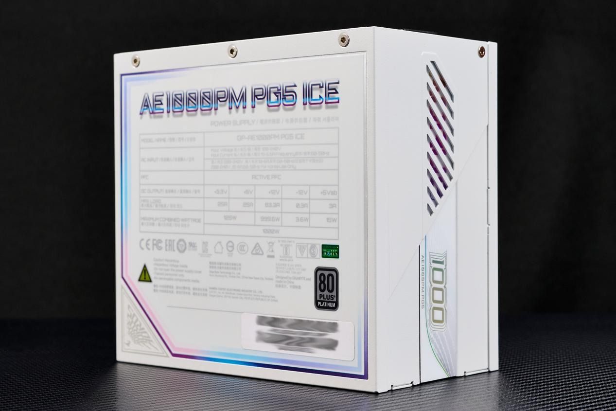 技嘉AE1000PG5ICE白金雕:AI时代的强大全模组电源 技嘉AE1000PG5ICE白金雕:AI时代的强大全模组电源