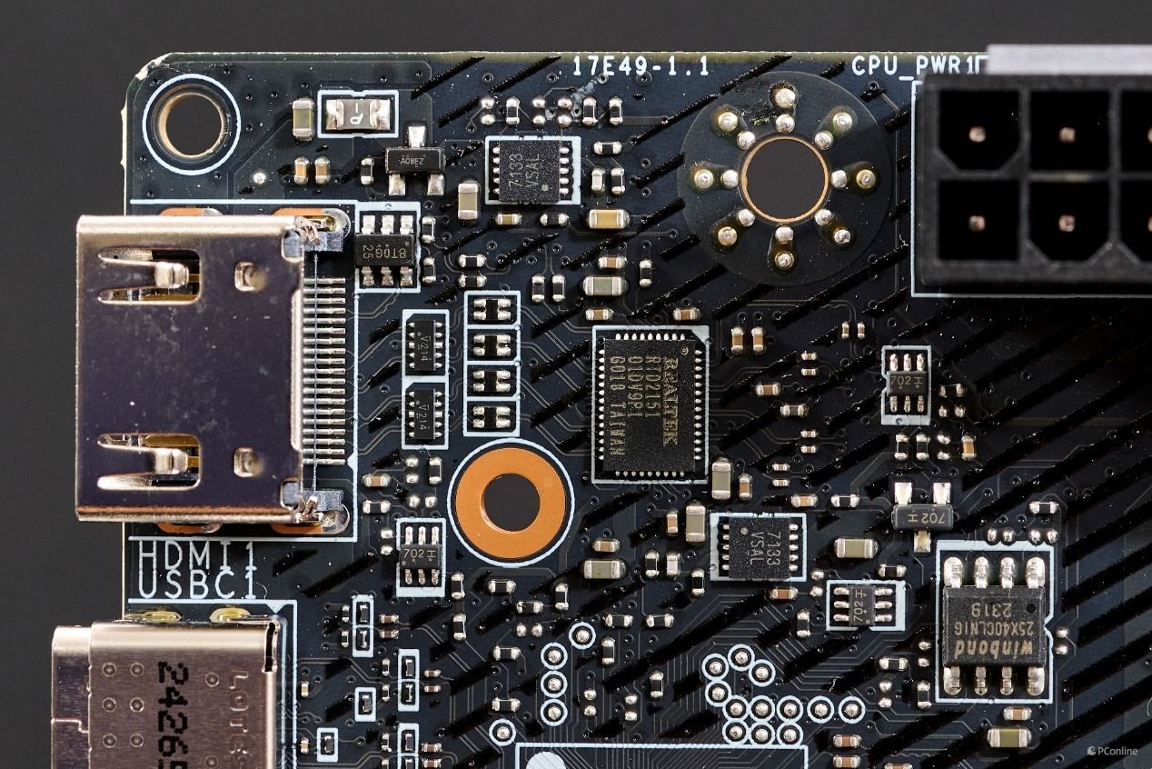 微星MSIMPGX870ECARBONWIFI暗黑主板评测:全新升级,越级配置 微星MSIMPGX870ECARBONWIFI暗黑主板评测:全新升级,越级配置