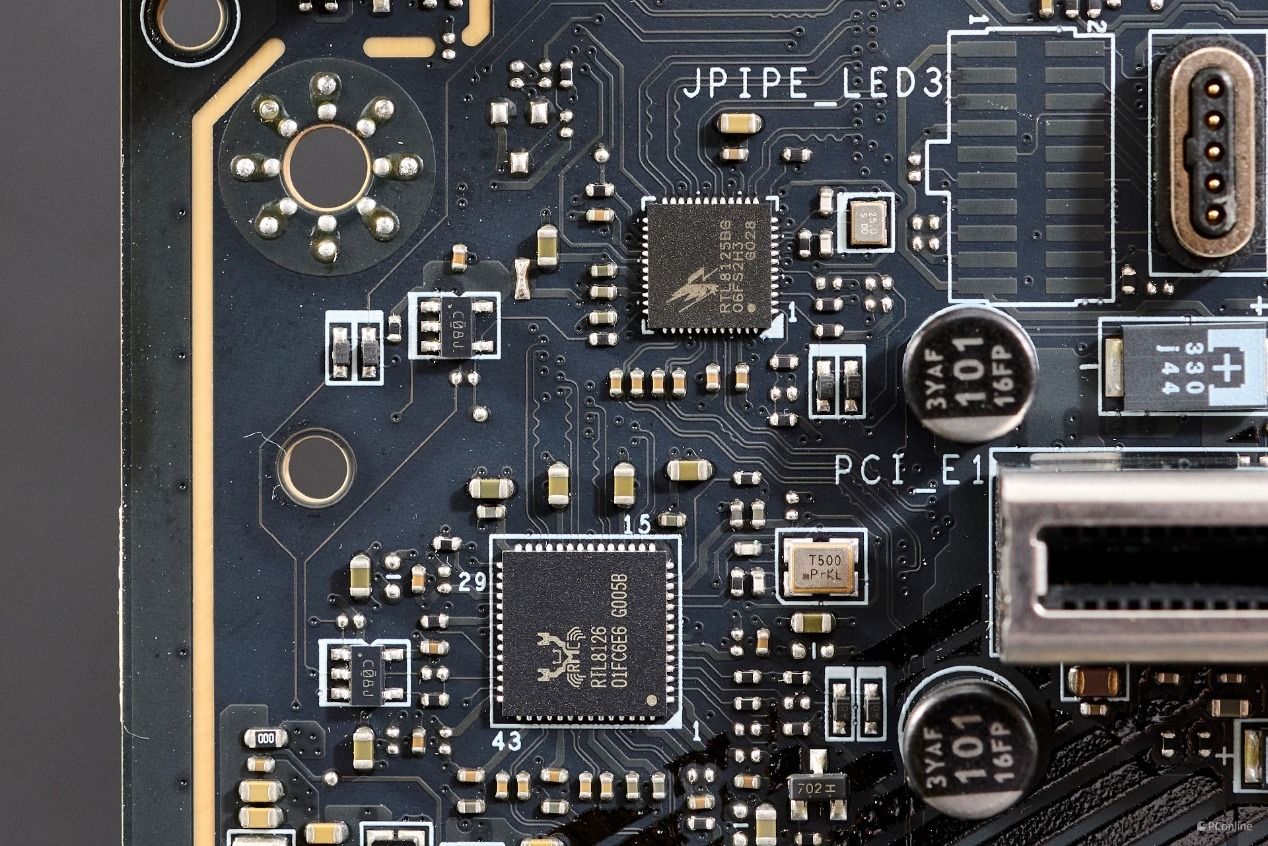 微星MSIMPGX870ECARBONWIFI暗黑主板评测:全新升级,越级配置 微星MSIMPGX870ECARBONWIFI暗黑主板评测:全新升级,越级配置