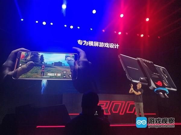 华硕ROG游戏手机发布搭载“鸡血版”骁龙 华硕ROG游戏手机发布搭载“鸡血版”骁龙